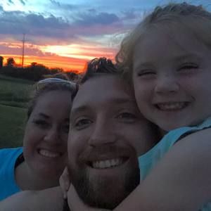 Meet your Posher, Adrienne